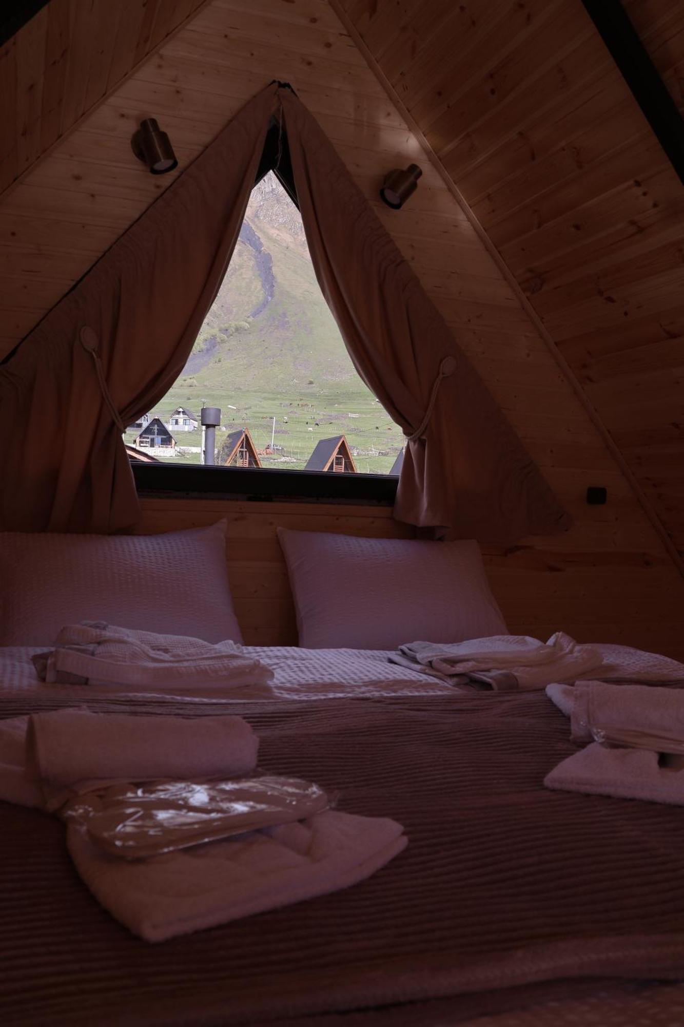 Outdoor Cottages Kazbegi Camera foto